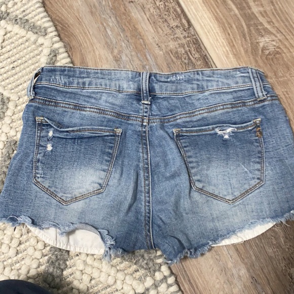 Shorts - Picture 2 of 2